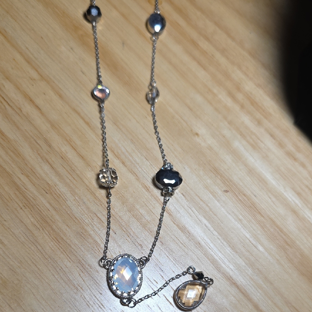 Chic Silver And Gold-Toned Necklace